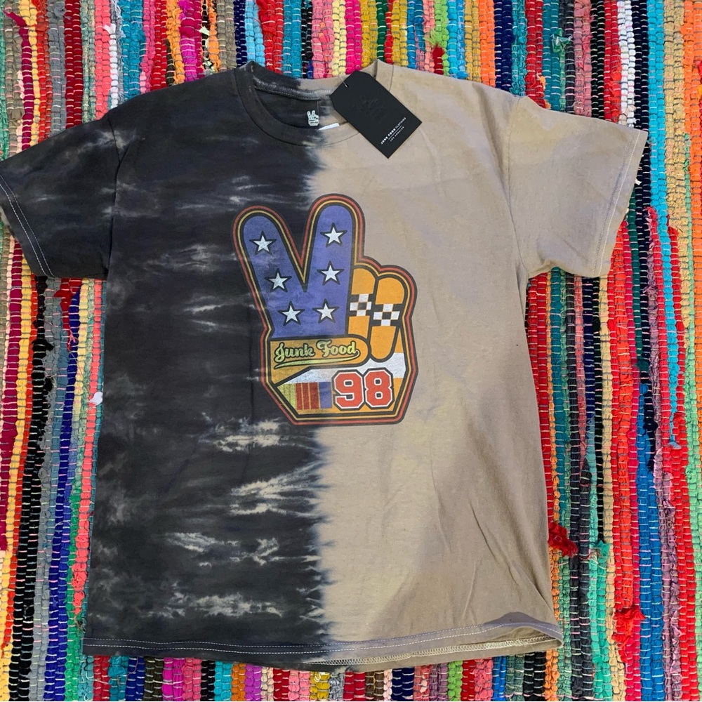 JUNK FOOD clothing PEACE fee . NWT